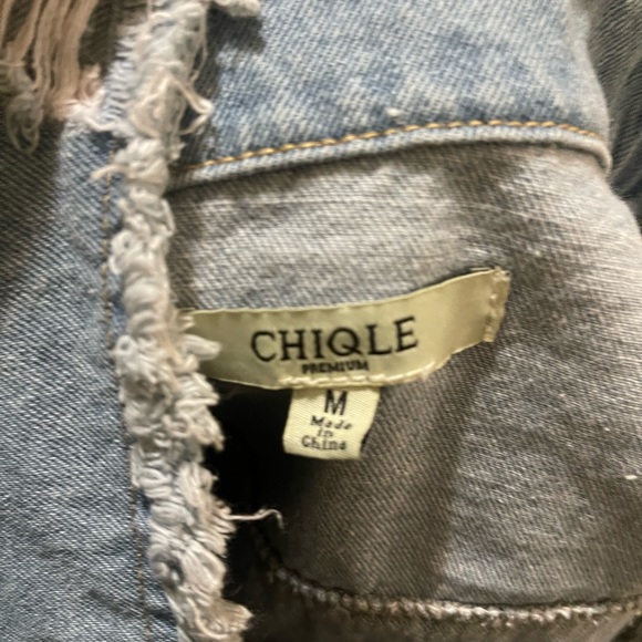 CHIQLE - Picture 3 of 3